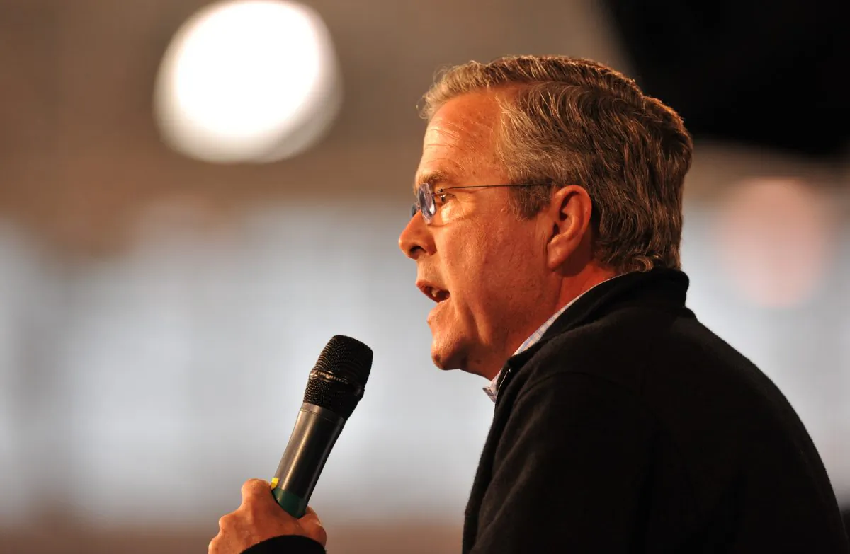 Republican presidential candidate Jeb Bush speaks at the Growth and Opportunity Party, at the Iowa State Fair in Des Moines, on Oct. 31, 2015. (Steve Pope/Getty Images)