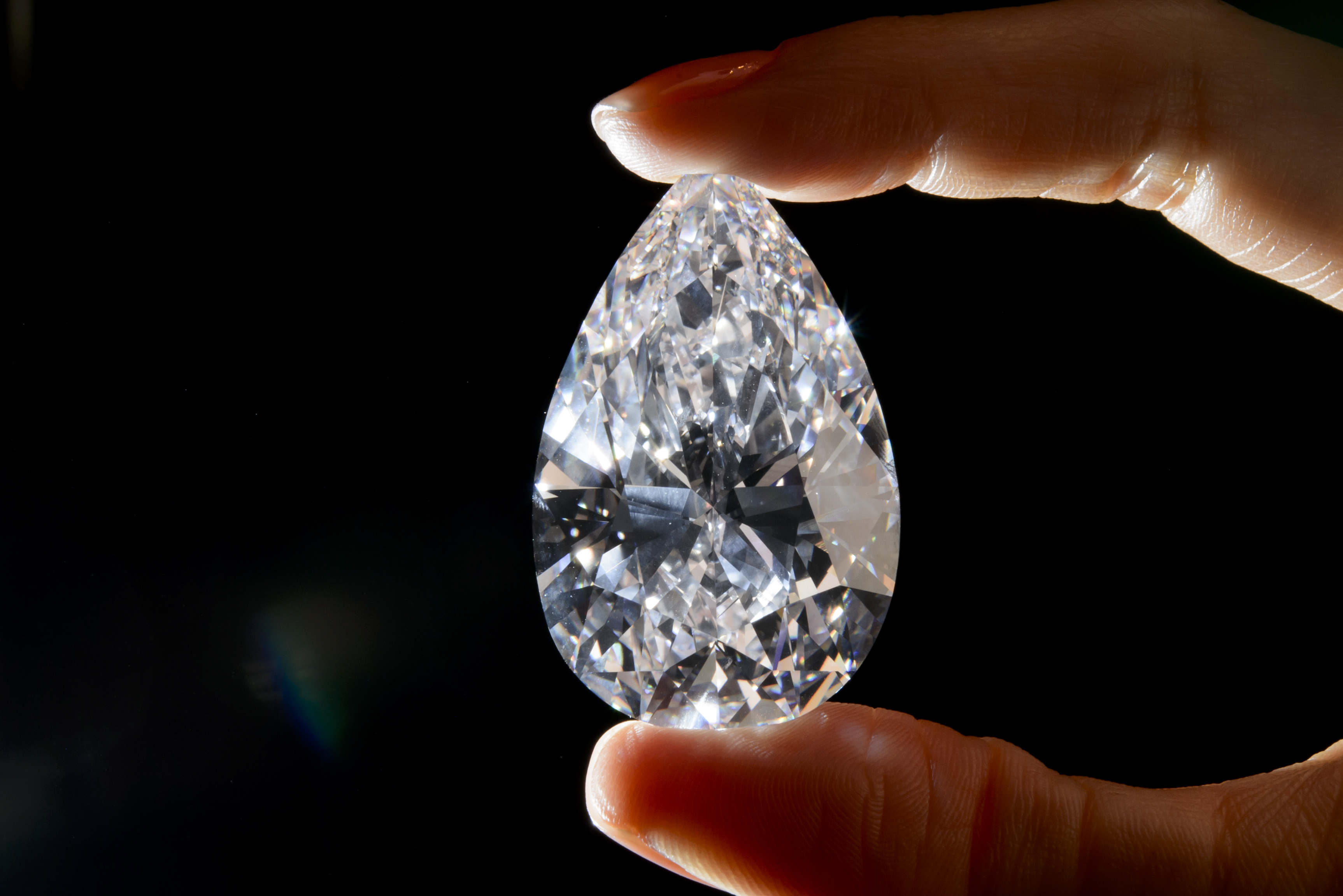 Жизнь бриллианта. Алмаз минерал.