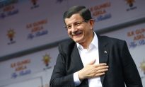 Big Win by Turkey’s AKP Signals Vote for Stability