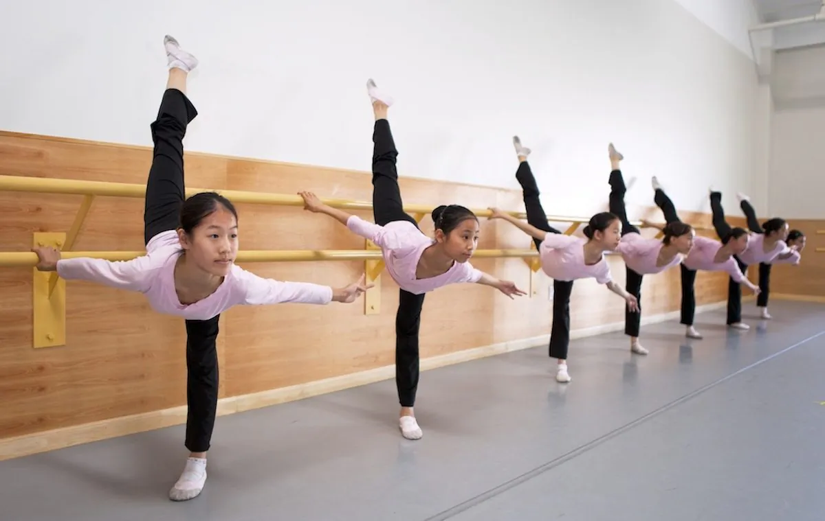 Students train at the Fei Tian Academy of the Arts. (Courtesy of Fei Tian Academy)