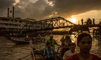 Burma: Suu Kyi Ally Says Election Results Looking Good