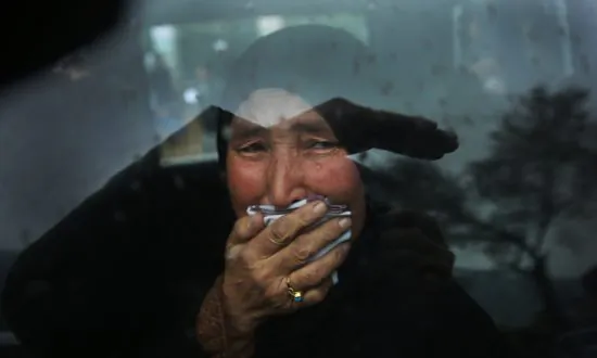 Afghan Guards Open Fire at Kabul Rally Against Hazara Deaths