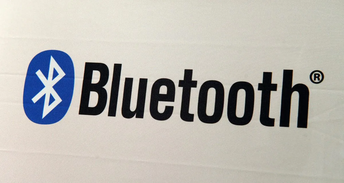 A Bluetooth logo is seen at the 2013 International CES at the Las Vegas Convention Center on January 8, 2013 in Las Vegas, Nevada. (David Becker/Getty Images)