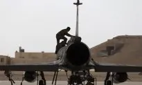 French Planes Bomb Islamic State HQ in Syria; Hunts Attacker Who Got Away