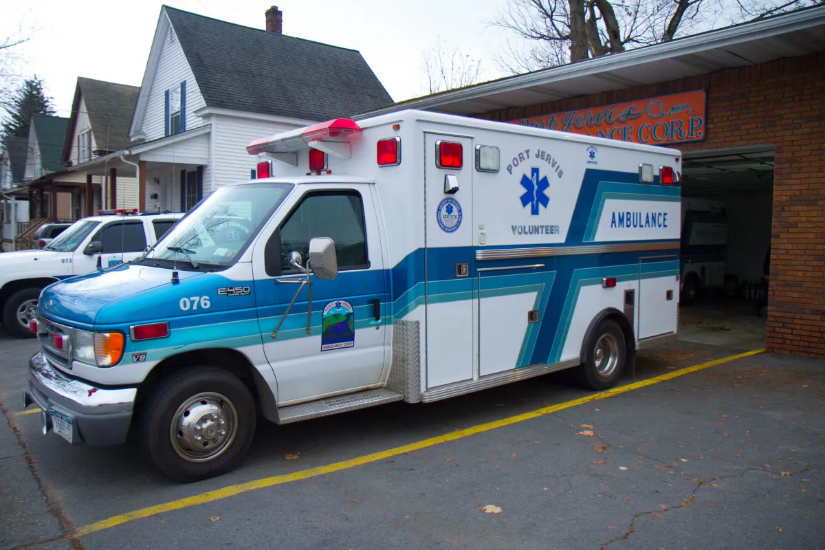 A Port Jervis Volunteer Ambulance Corp. ambulance in Port Jervis, New York, on Nov. 18, 2015. (Holly Kellum/Epoch Times)