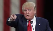 Donald Trump Says He’d Bring Back Waterboarding