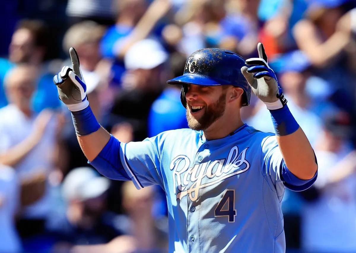 Four-time Gold Glove outfielder Alex Gordon is a free agent and it's no gimme that the Kansas City Royals will be able to re-sign him. (Jamie Squire/Getty Images) 