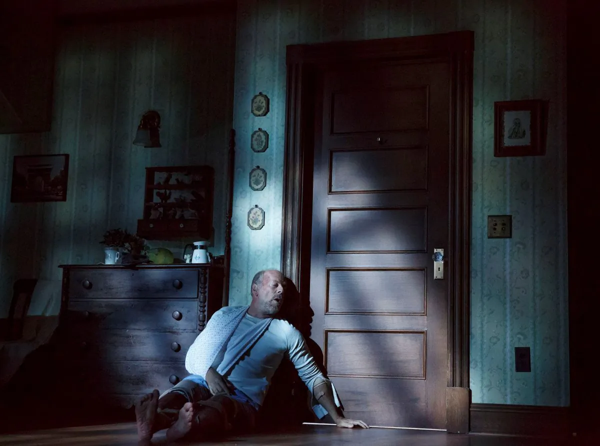 Bruce Willis plays an author trying to escape with his life from a fan turned fanatic. (Joan Marcus)