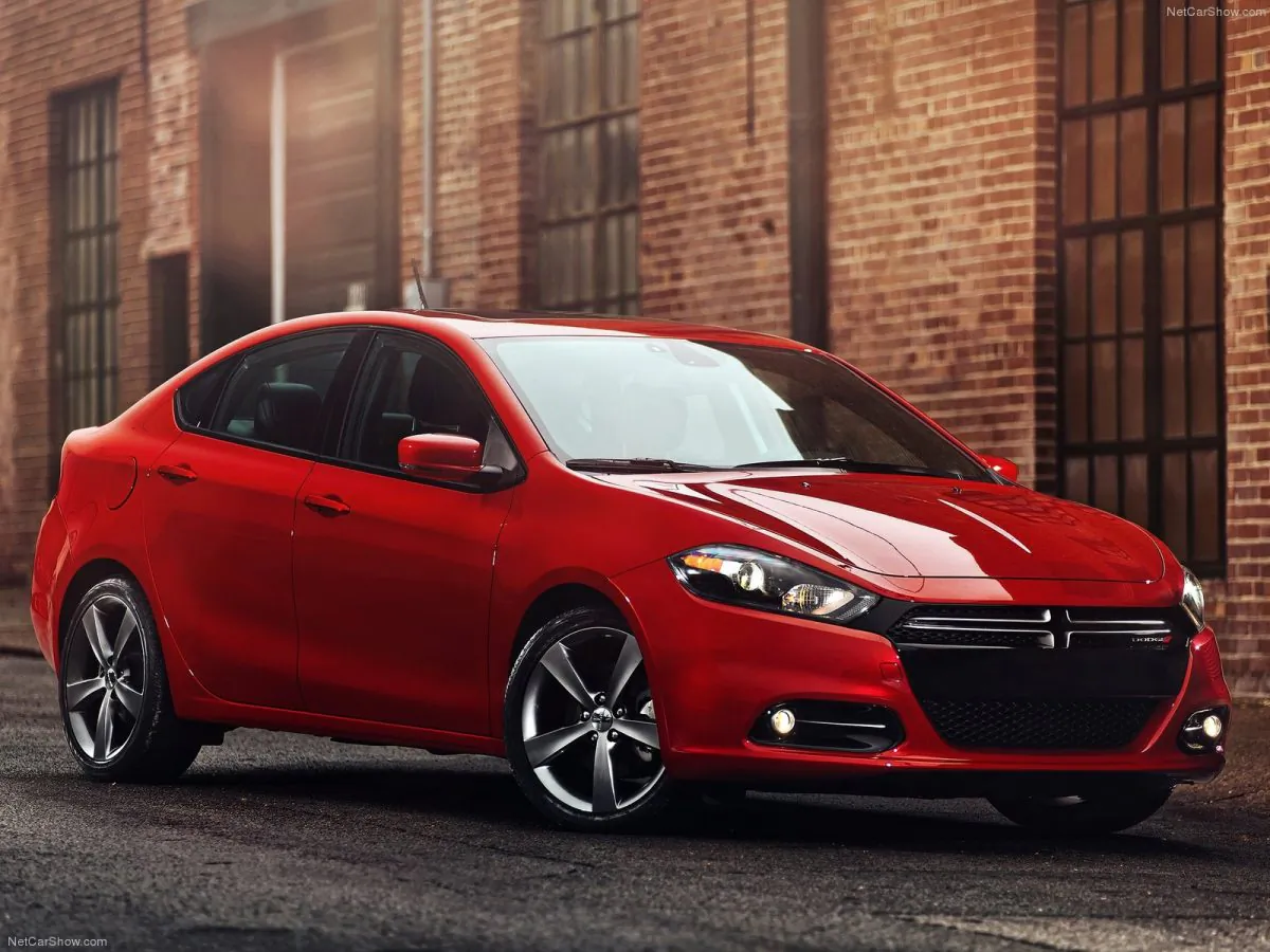 2015 Dodge Dart. (Courtesy of NetCarShow.com)