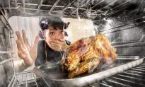 Explainer: Why Does the Price for Turkeys Fall Just Before Thanksgiving?