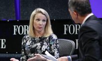 Yahoo Mulls Shareholder Demand to Sell Internet Business