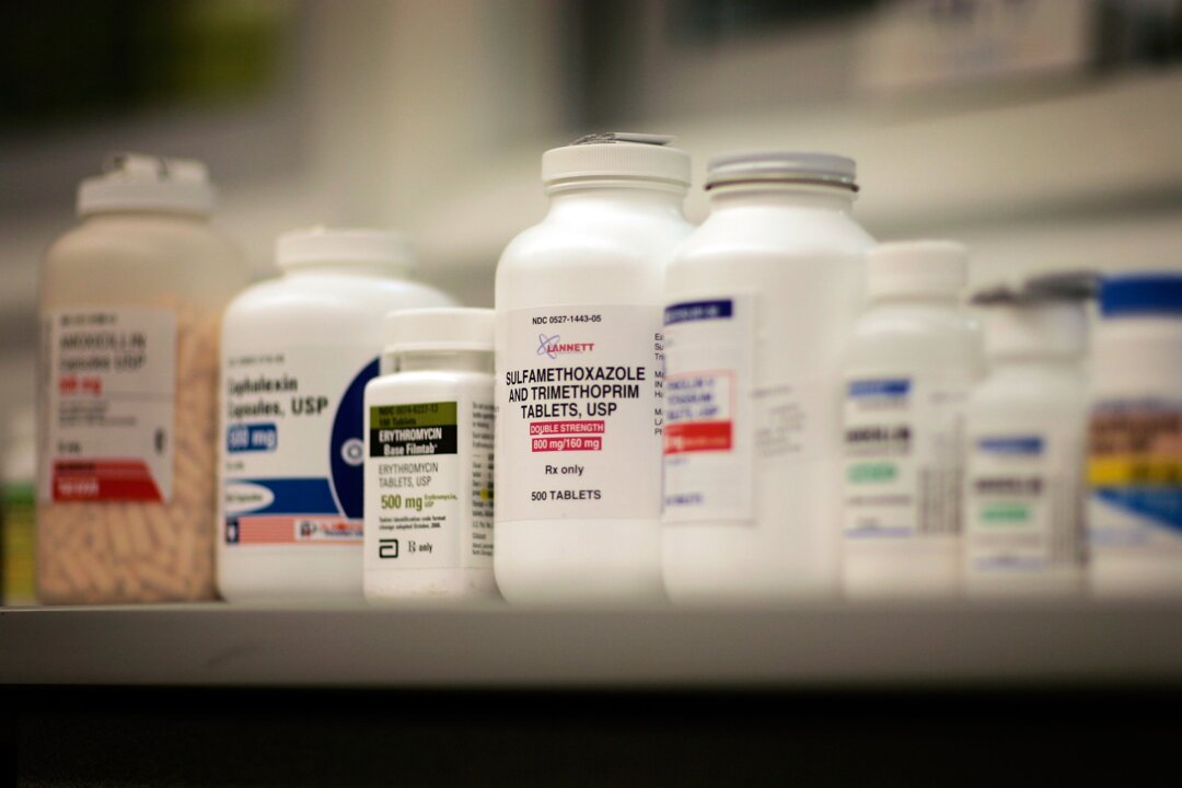 Bottles of antibiotics line a shelf at a Publix Supermarket pharmacy in Miami on Aug. 7, 2007. (Joe Raedle/Getty Images)