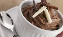 Recipe: Sweet Avocado Chocolate Mousse