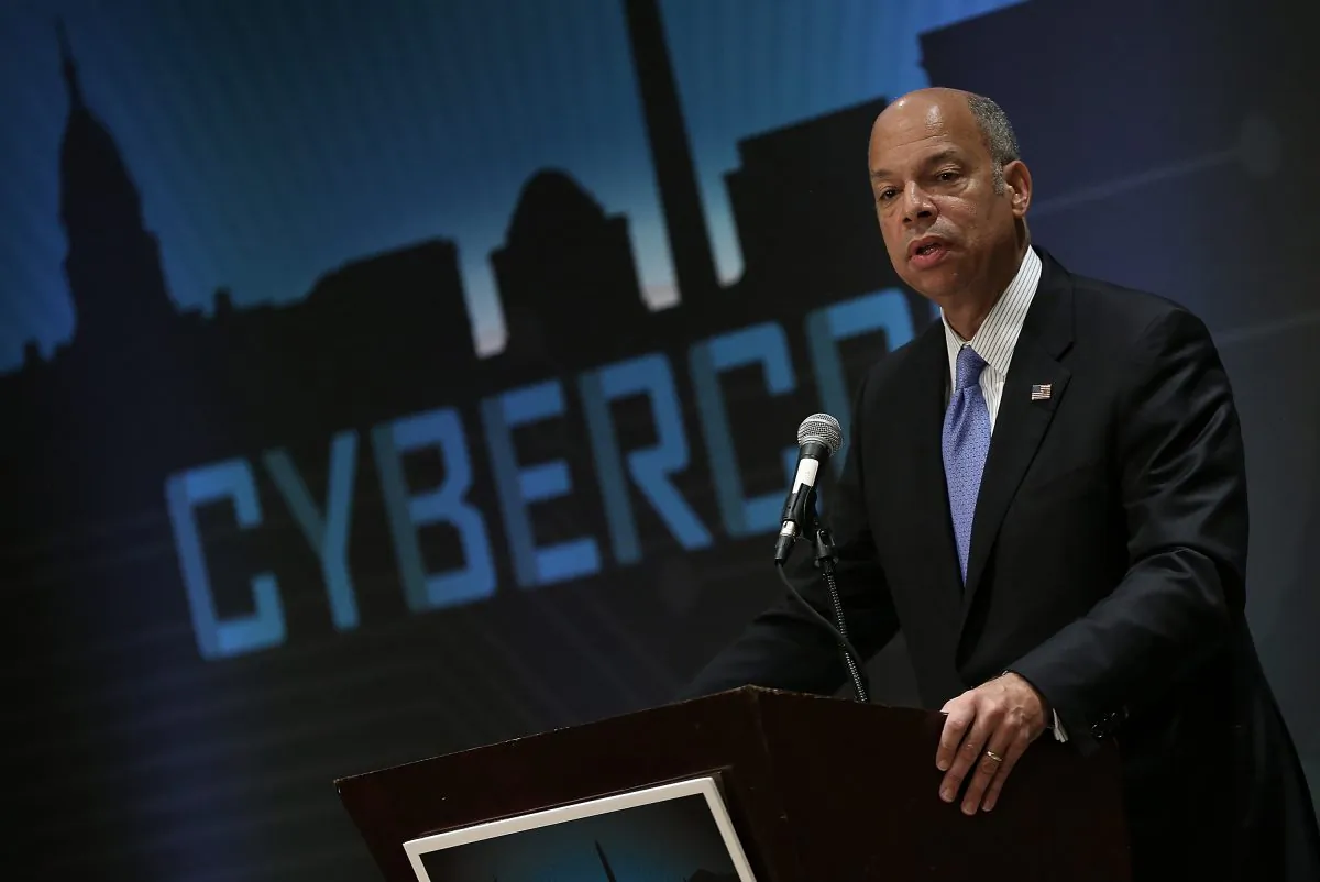 Homeland Security Secretary Jeh Johnson delivers remarks at CyberCon 2015 in Arlington, Virginia, on Nov. 18, 2015. (Win McNamee/Getty Images)