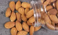 About Almonds: Raw or Rocket Fuel? Take Your Pick