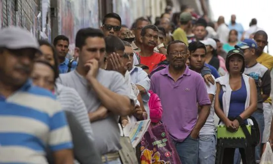 Challenge for Socialists as Venezuelans Elect Legislature