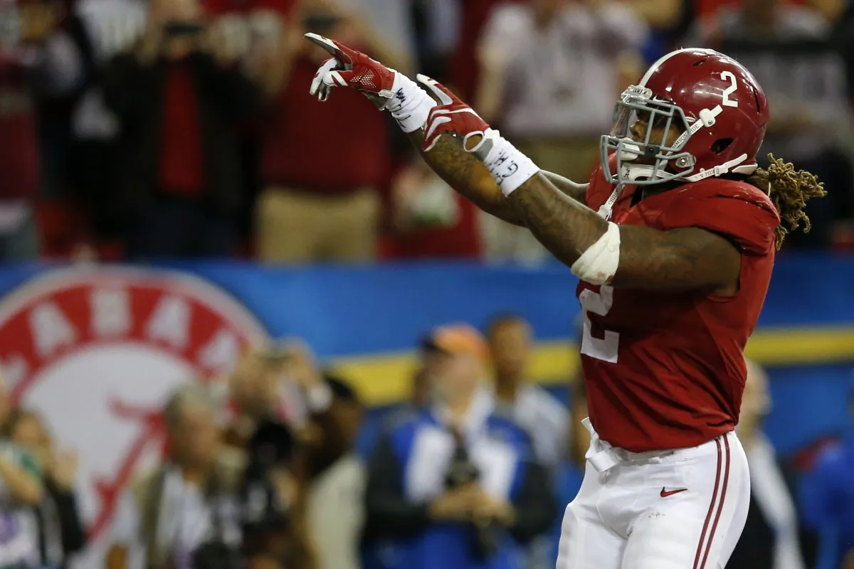 Running back Derrick Henry of the Alabama Crimson Tide set an SEC record with 1,986 rushing yards this season. (Kevin C. Cox/Getty Images)