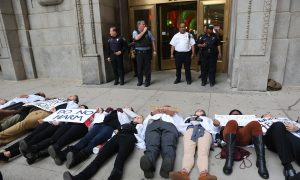 Chicago Protesters Target Independent Police Review Agency