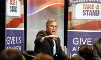 Jeb Bush Keeps Policy Focus, Despite Fade in 2016 Race