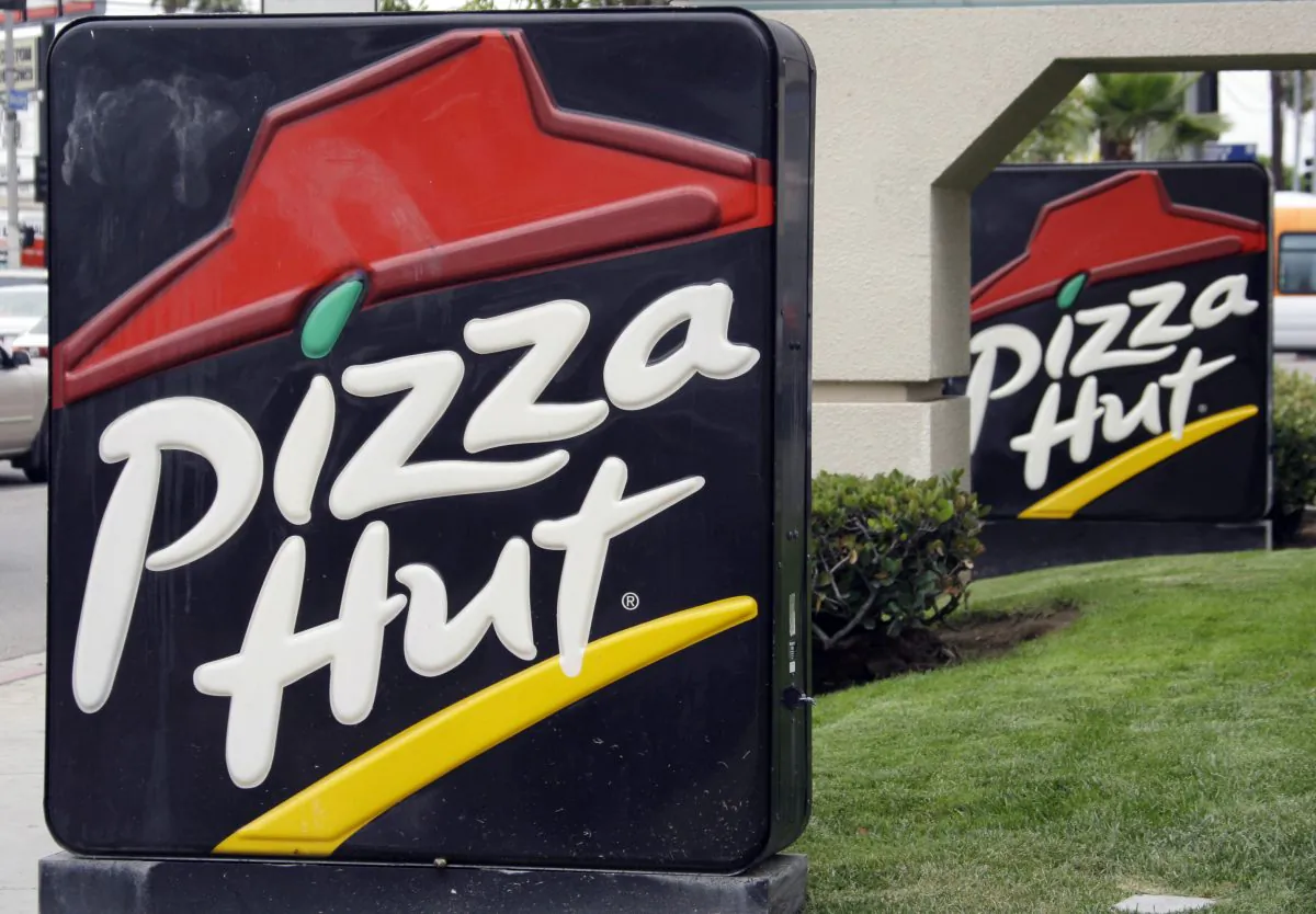 Pizza Hut's logo. (Reed Saxon/AP Photo)