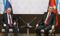 Russia–Turkey Ties Come Under Strain After Return of Ukraine’s Azov Commanders