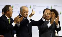 Historic Pact to Slow Global Warming Is Celebrated in Paris