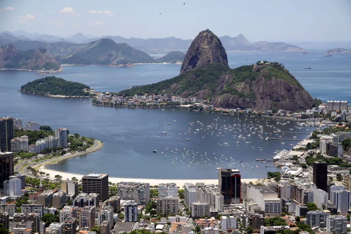 Situated at the mouth of Guanabara Bay, Sugarloaf Mountain offers a spectacular 360-degree view of Rio de Janeiro and the surrounding beaches, mountains, and forests. (Halley Pacheco de Oliviera/Wikimedia Commons)