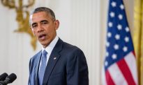 NRA President Challenges Obama to Debate on Gun Control