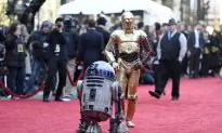 ‘Force Awakens’ Crosses $250M Globally After Record Friday