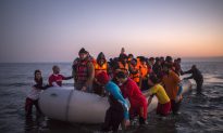 At Least 21 Die in Boat Sinkings Off Greek Islands