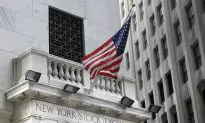 2015 Market Winners, Losers: Tech Soars, Old Guard Stumbles