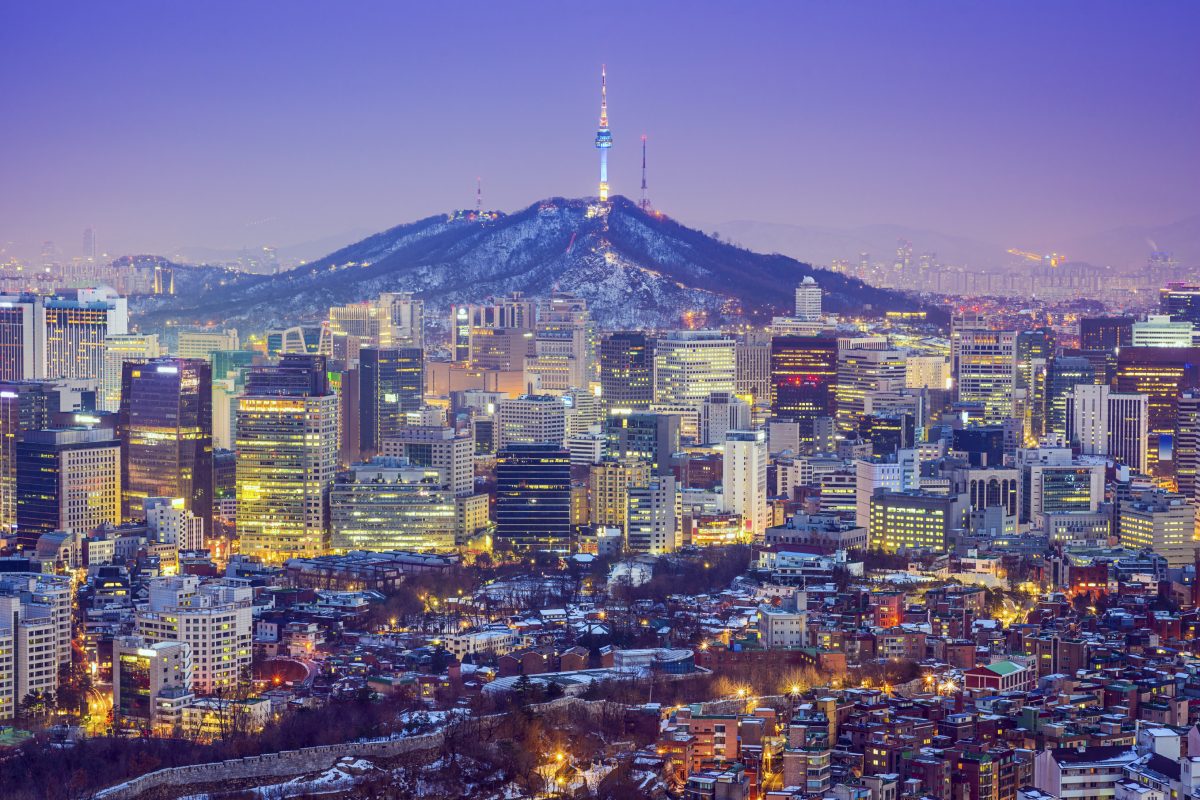 Seoul City skyline at twilight in South Korea. (Sean Pavone/iStock)