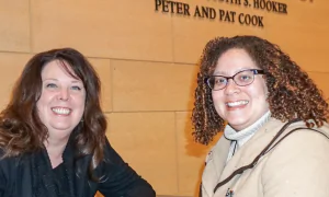 Teacher Hopes Children See Shen Yun