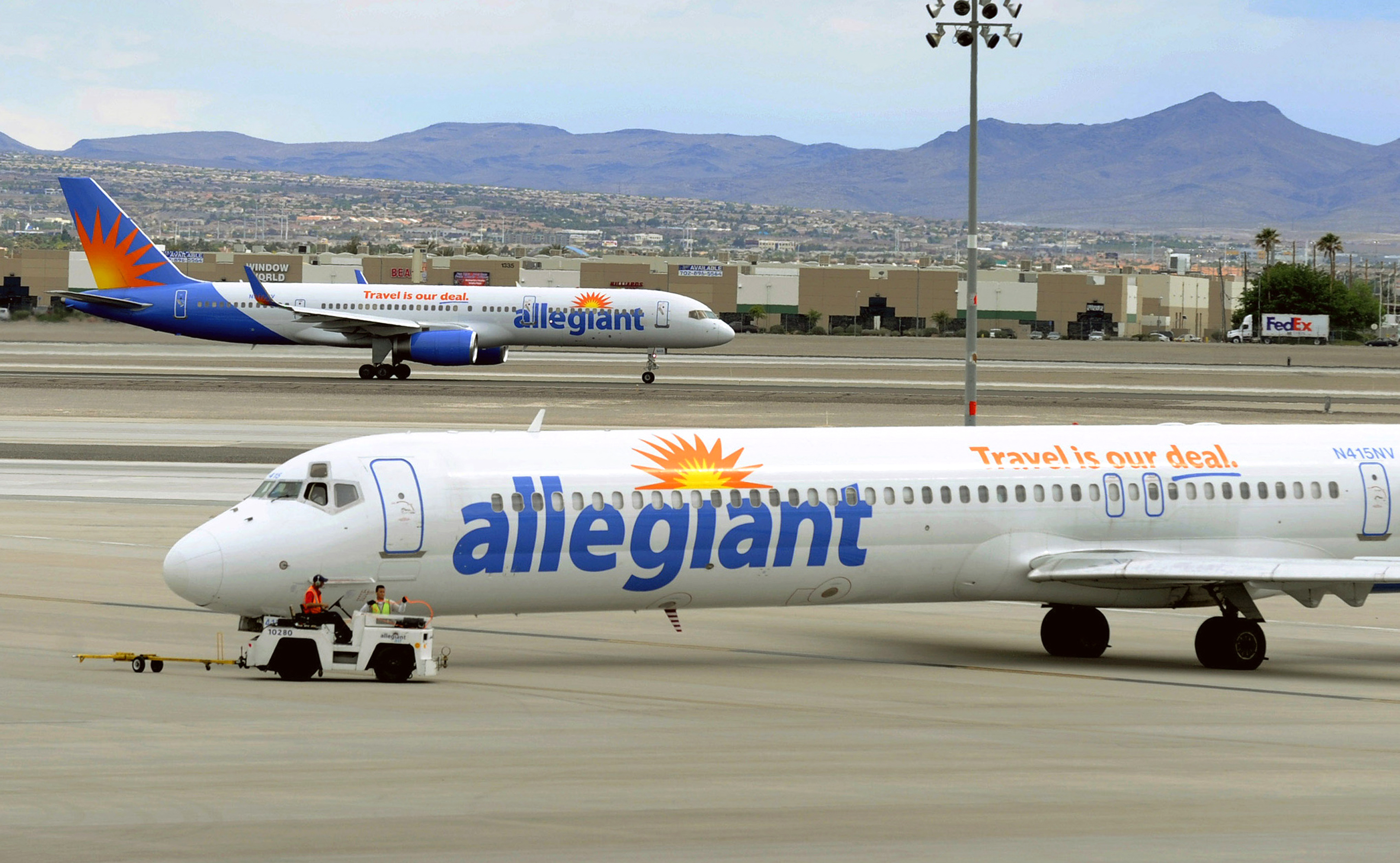 Had air. Allegiant Air. Авиакомпания Вегас флаг.