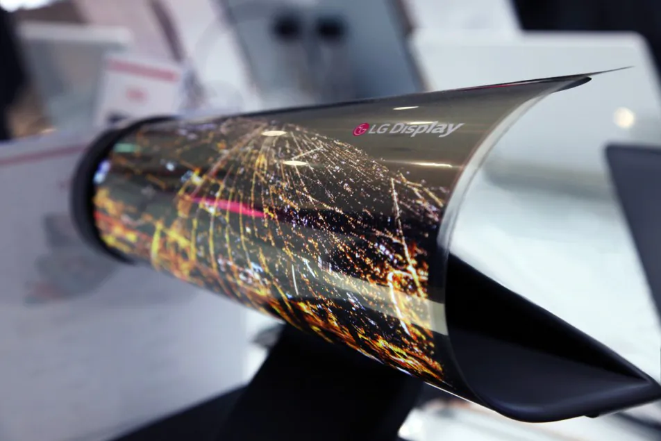 LG foldable 18-inch  dispalay. (LG)