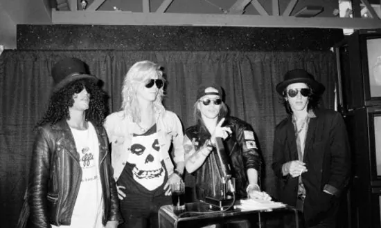 Official: Guns N’ Roses’ Rose, Slash to Reunite at Coachella