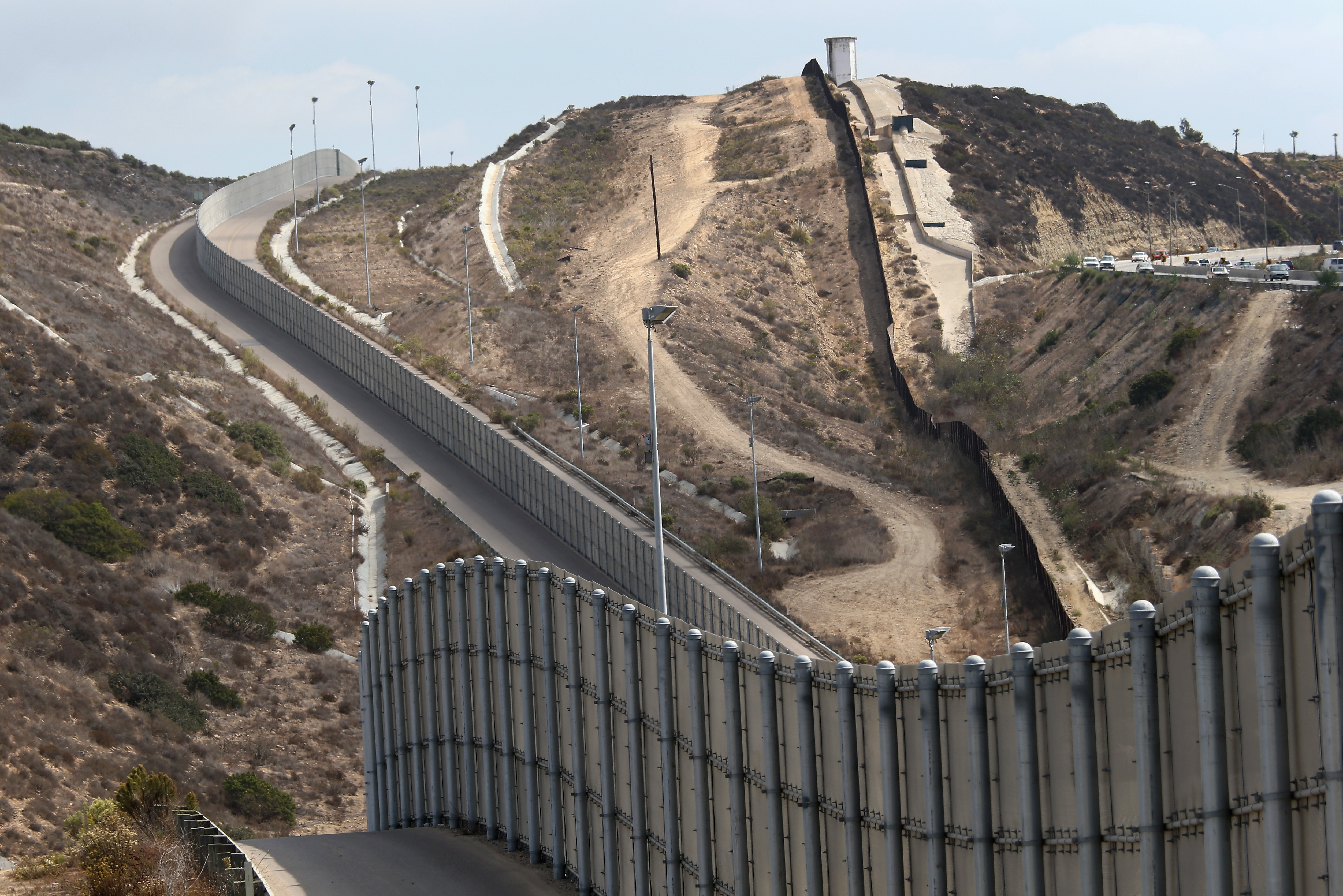 Стена трампа на границе с мексикой фото