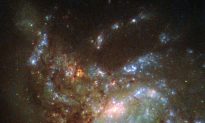 Hubble Space Telescope Takes Spectacular Image of Two Galaxies Merging
