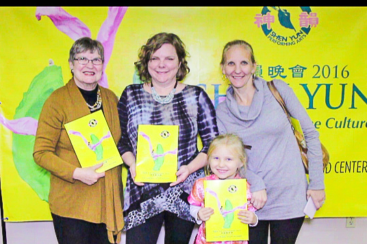 Shen Yun Connects Us to Everything, Music Teacher Says