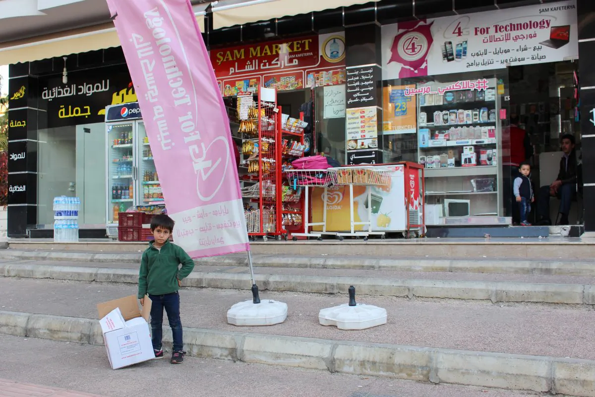 Shops in Mezitli, a district that has turned into Mersin's "Little Syria" especially for middle class and rich Syrian families, Mersin, Turkey, on Dec. 23, 2015. (Emel Akan/Epoch Times)