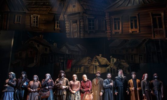 Theater Review: ‘Fiddler on the Roof’