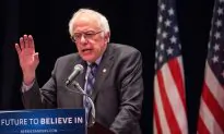 Bernie Sanders Comments on Bill Clinton White House Scandal