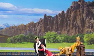 VIPs Welcome Shen Yun’s Return to Vancouver