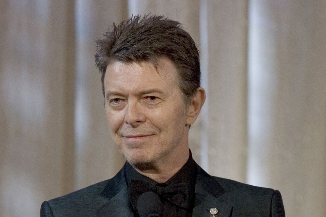 David Bowie Was 'Secretly Cremated in America Without Friends or Family