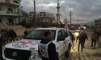 Aid Convoys Reach 3 Syria Communities Besieged for Months