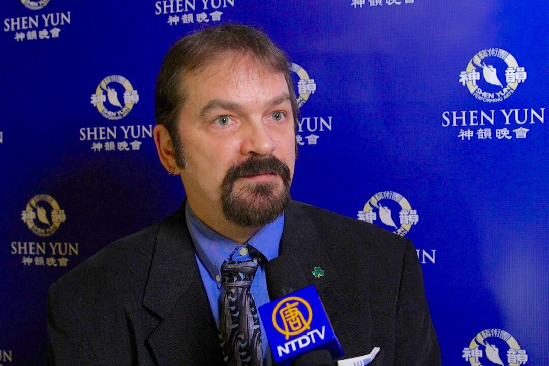 Tim Jones was amazed by Shen Yun Performing Arts at the Sacramento Community Center Theater, on Jan. 12, 2016. (Courtesy of NTD Television)