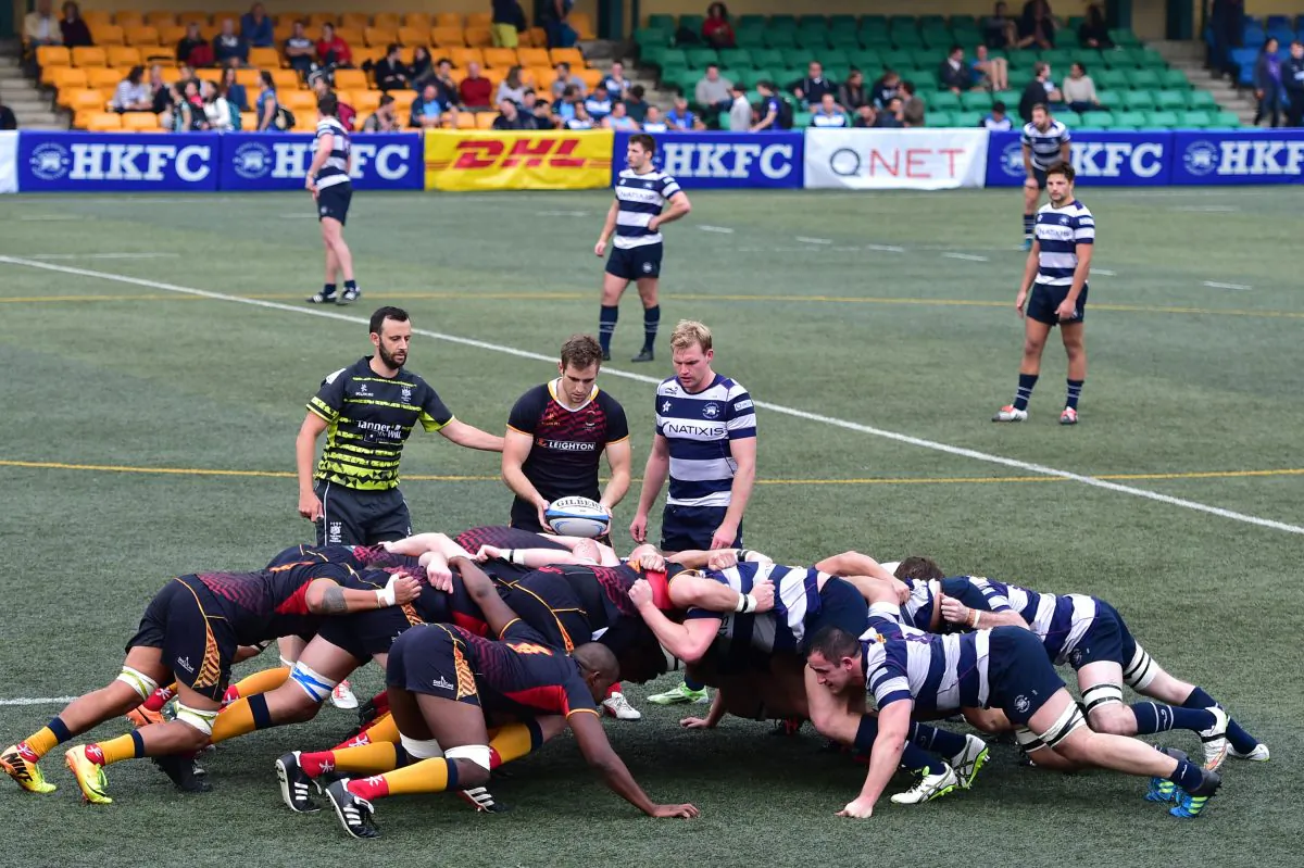 Leighton Asia HKCC scrum down with Natixis HKFC during their HKFA Premiership match at Hong Kong Football Club on Saturday Jan 9, 2016.
(Bill Cox/Epoch Times)