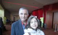 Author Says Shen Yun Eye-Opening
