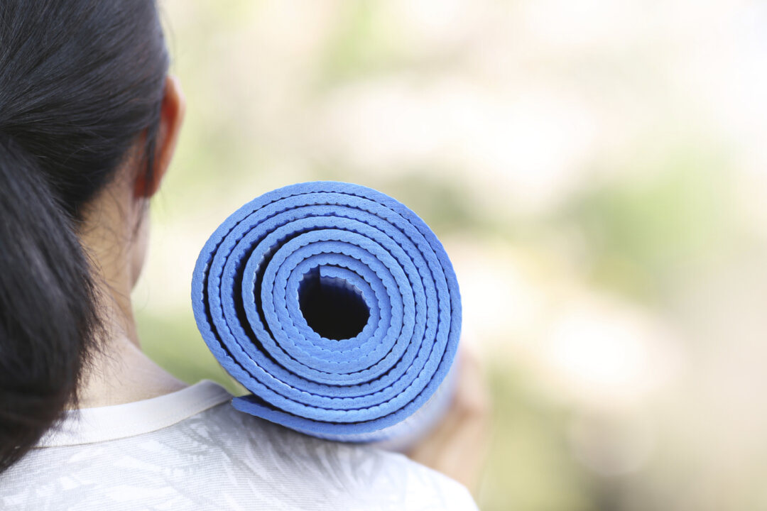 People of any age or walk of life can access and benefit from meditation.(Tatomm/iStock)