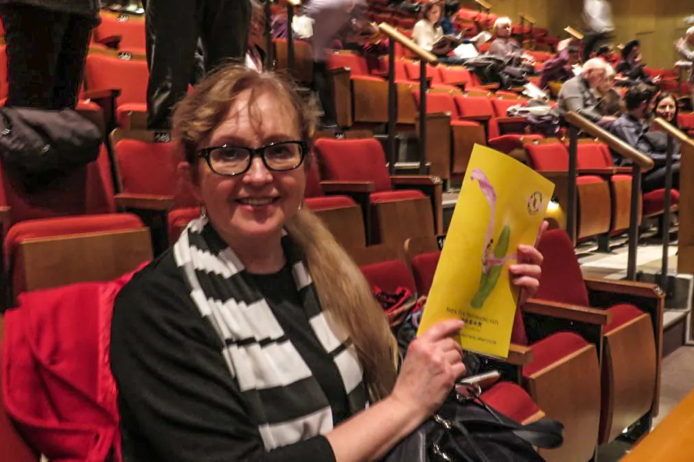 Professional pianist Irina Konovalov takes a moment during intermission to share her thoughts on Shen Yun Performing Arts at the Queen Elizabeth Theatre on Jan. 22, 2016. (Christina Liao/Epoch Times)